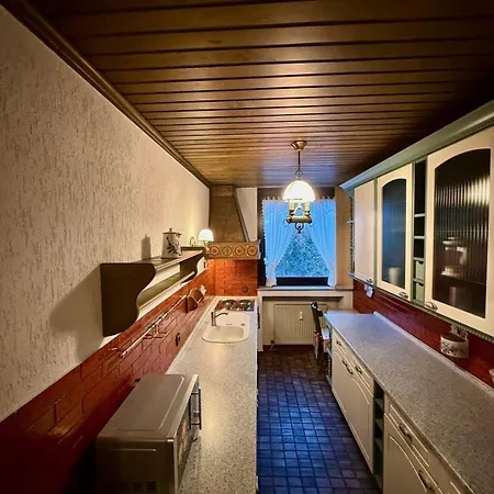 Geraeumiges Monteurapartment Rheinpreussenstrasse 30 Lejlighed